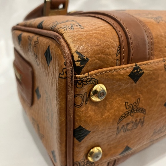 MCM - Picture 6 of 12